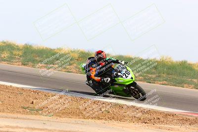 media/Apr-30-2023-CRA (Sun) [[020fcf5d43]]/Race 14-400 Expert-Amateur Superbike/